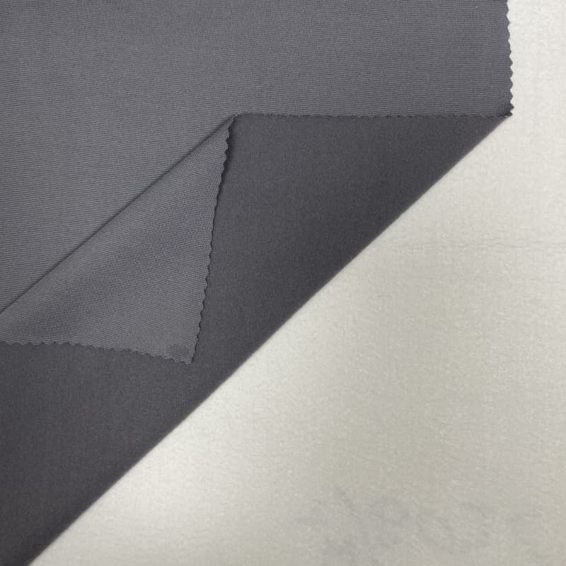 Tejido de punto 92 % infracycle®pes 150d/144f + 8 % op 40d