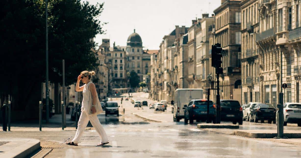 european-city-heatwave-commuter